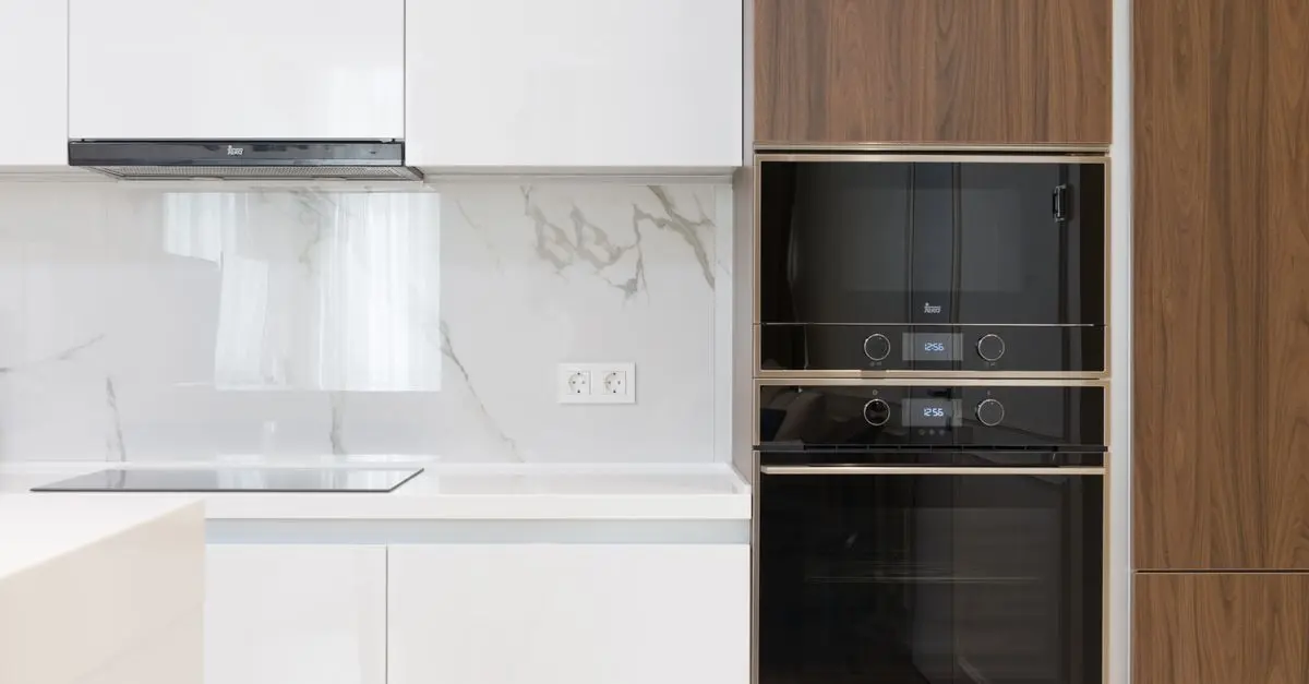 Essential Features of Modern Microwaves